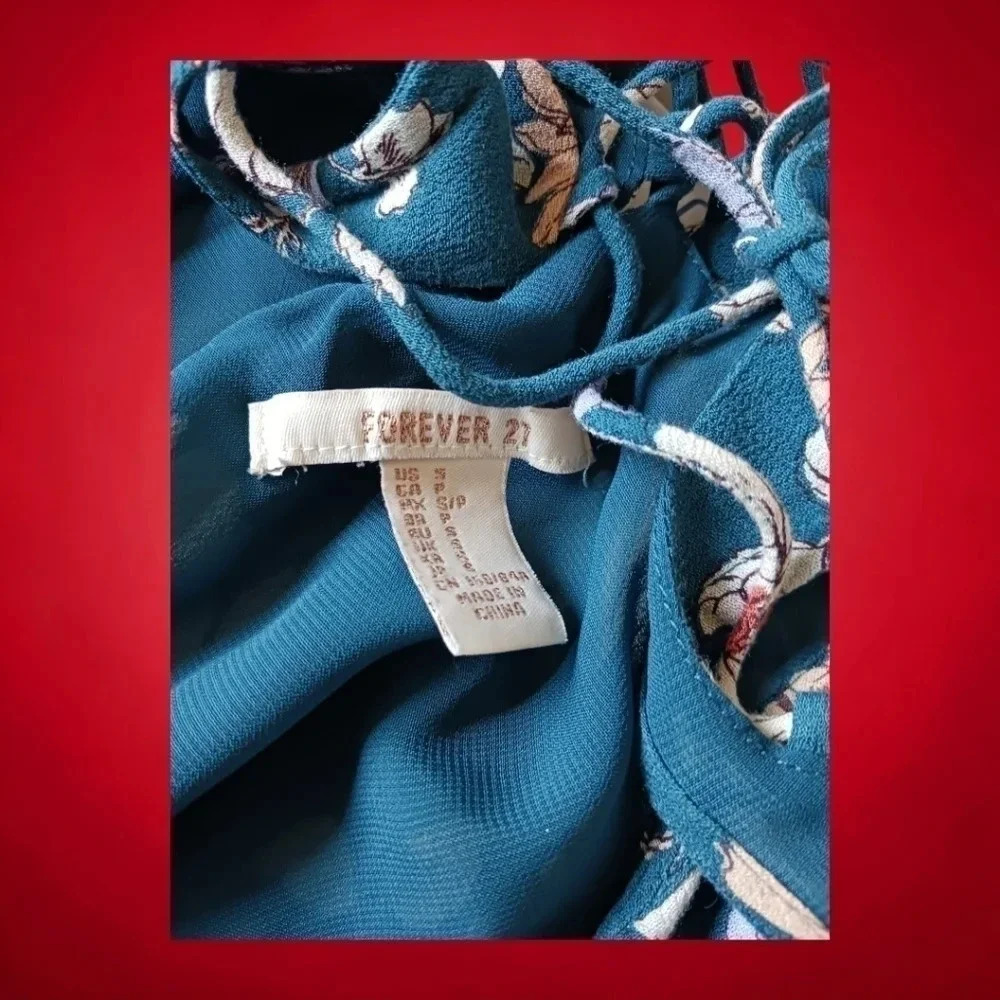 Forever 21 floral dress laced back size small teal color - Picture 5 of 7